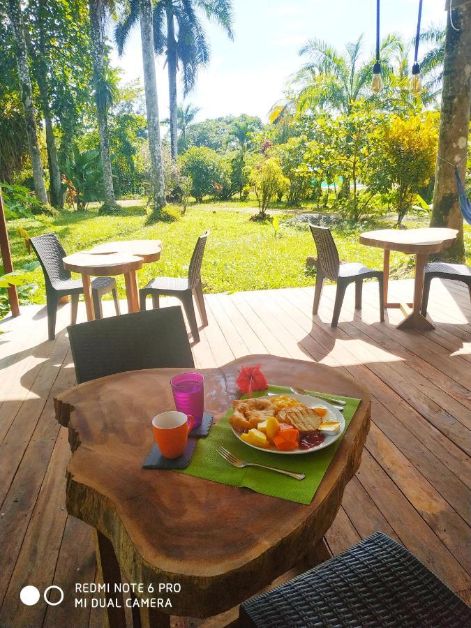 La Luciernaga Big Creek Bed and Breakfast Bocas del Toro Buitenkant foto